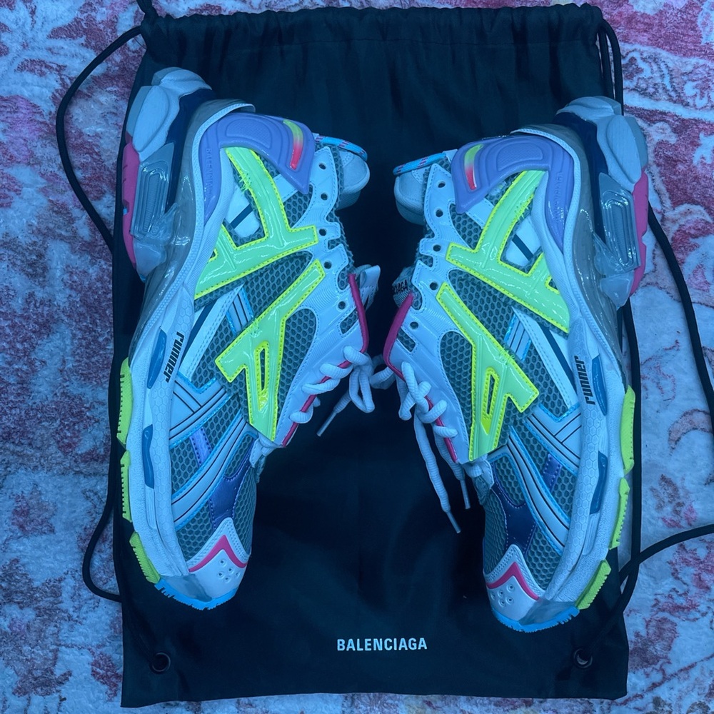 Balenciaga Runners - Picture 3 of 8